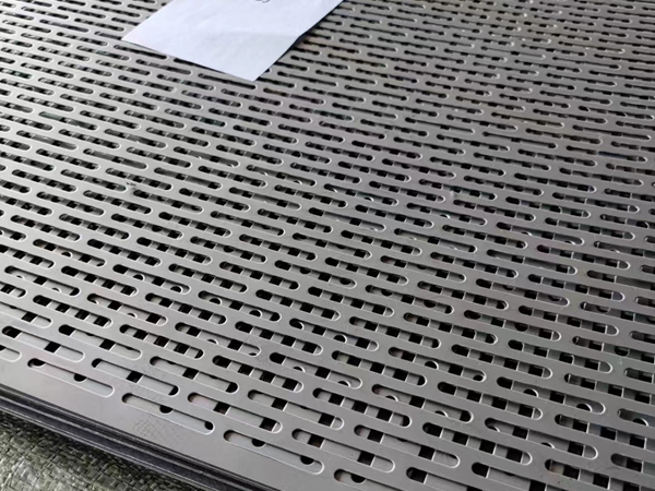 304冲孔筛板|镀锌卷板网|不锈钢通风透气板|河北卓质加工定做